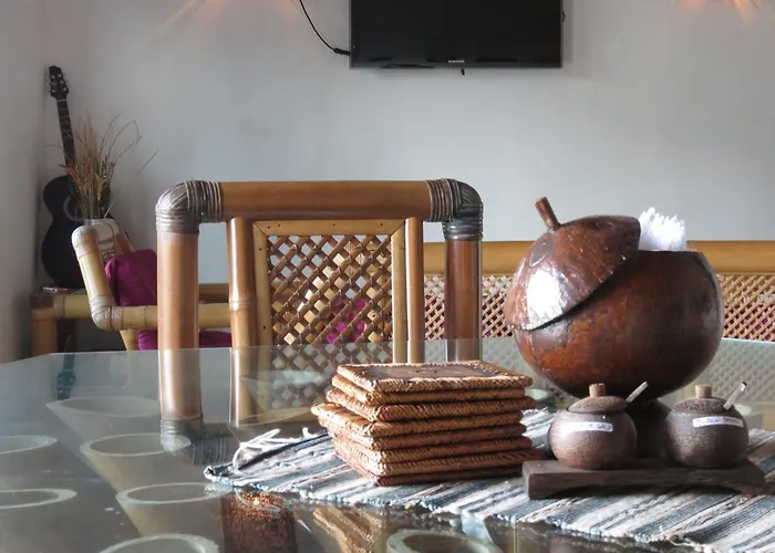Lemon House Ostello *